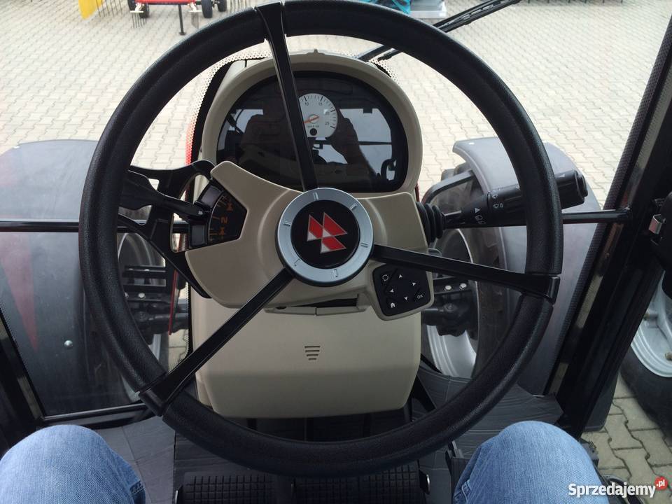 Ciągnik Massey Ferguson 5609 pokazowy 2013 r 170 Wierzchowiska Drugie sprzedam