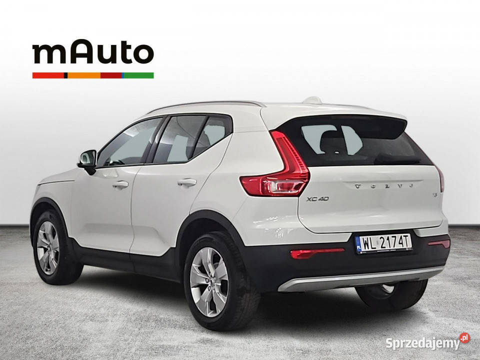 Volvo XC 40 T3 Momentum Pro Z Polskiego Salonu światła LED Warszawa