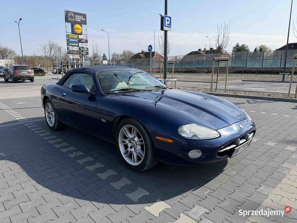 Zadbany Jaguar XK8 Rok produkcji 2001 Poznań