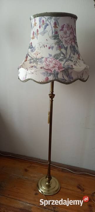 Ładna mosiężna lampa podłogowa z abażurem Skierniewice