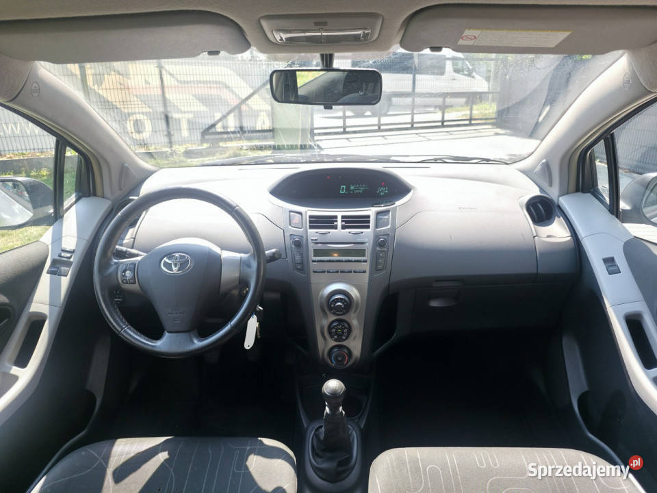 Toyota Yaris 133 Benzyna Serwisowany Gwarancja Piekoszów