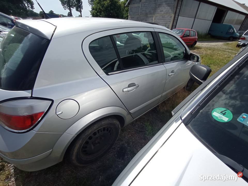 Opel Astra 18 92 kW 2005 r dawca części Szklarka Myślniewska