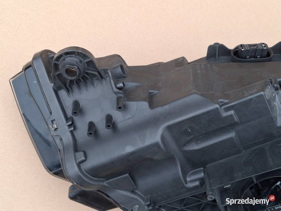 AUDI A3 8V LIFT REFLEKTOR PRAWY FULL LED LAMPA Lampy przednie Bieleń