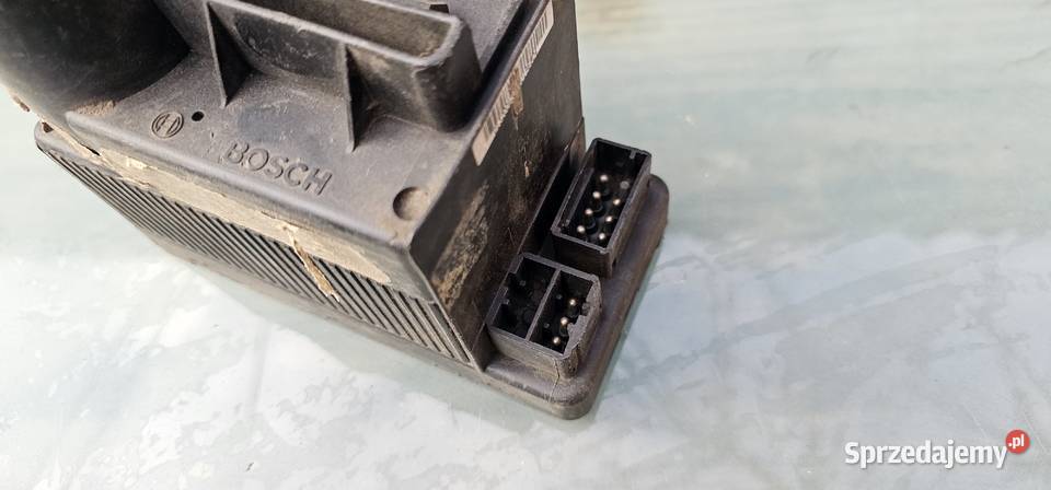 Pompka zamka centralnego mercedes w202 Rok produkcji 1993 Zbąszyń