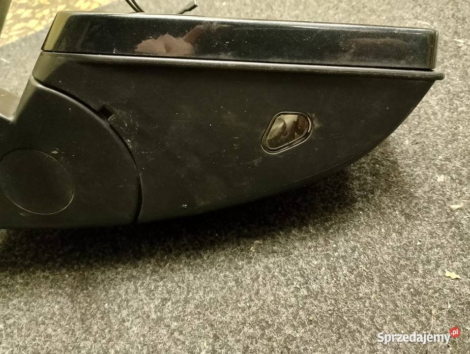 Lusterko zewnętrzne Mercedes w204 C klasa 2009 Rok produkcji 2009 Nowy Sącz