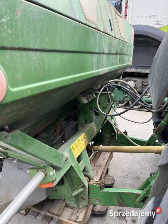 Sprzedam rozsiewacz do nawozów amazone Oława sprzedam