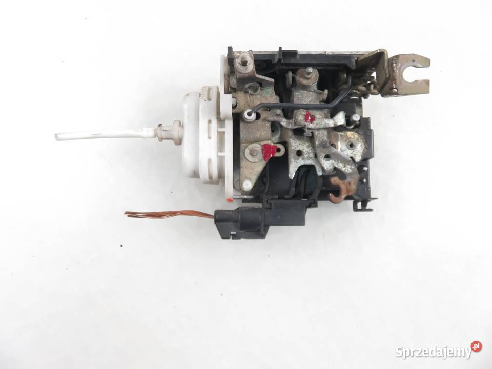 ZAMEK PRAWY PRZEDNI AUDI A4 B5 4D1837016D