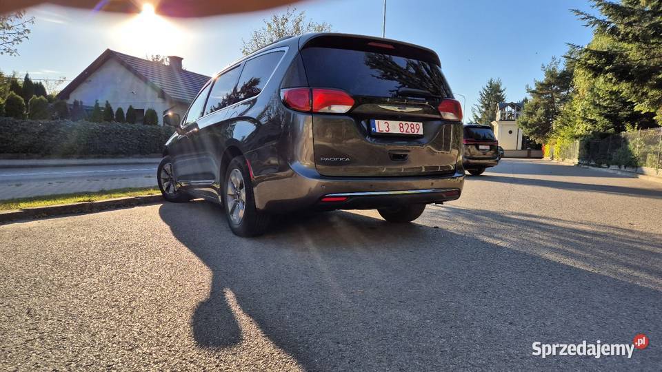 Chrysler Pacifica Łuków