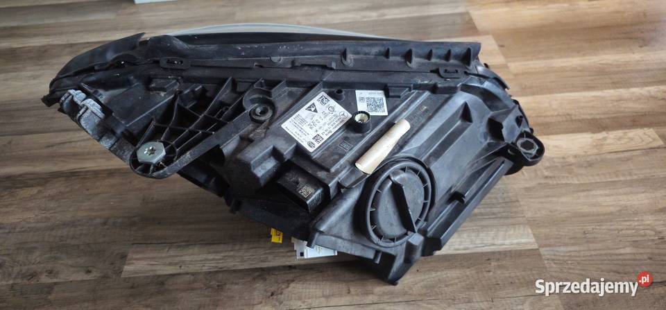 MERCEDES W205 MULTIBEAM A2059061506KZ LAMPA LEWA Pielgrzymka