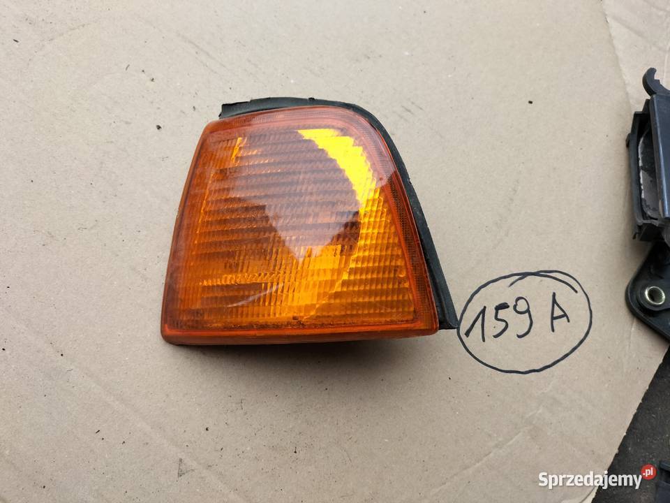 AUDI 80B3 B3 KIERUNKOWSKAZ LEWY Kierunkowskazy Kamień-Kolonia