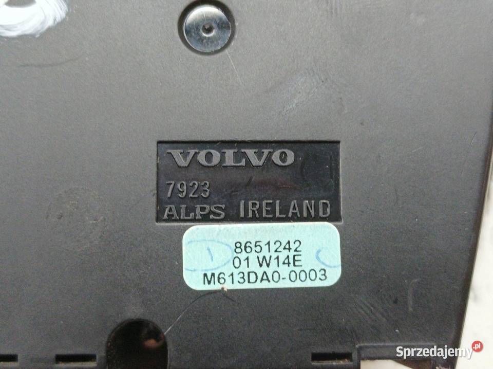 PANEL NAWIEWU 8651242 Volvo V70 II 19992007 sprzedam