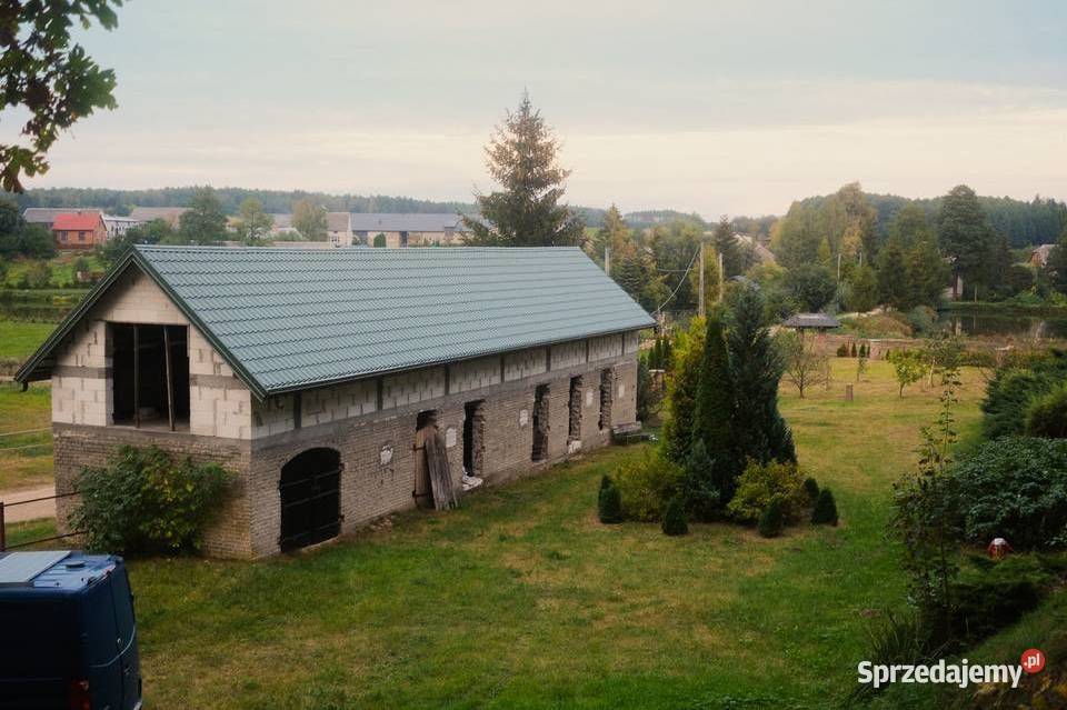 Urocze siedlisko z lasem i wzgórzem stawami Nieruchomości Wyłudzin