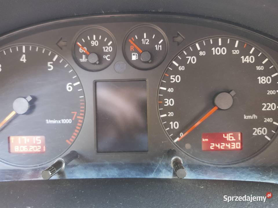 Audi A6 C5 quattro 18T ogniwo słoneczne 7 osób napęd 4x4 Kraków