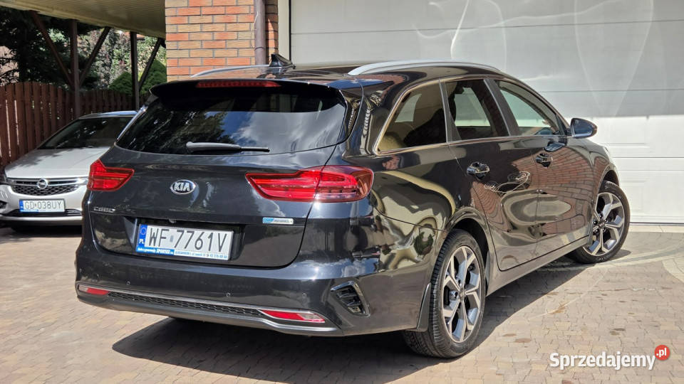 Kia Ceed 16 CRDI MHEV L BUSINESS LINE DCT Zarejestrowany w Polsce Aleksandrów Łódzki
