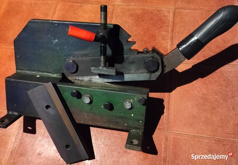 Gilotyna dźwigowa ręczna Bydgoszcz