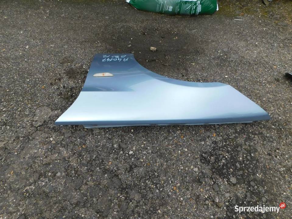 BMW E90 FL LIFT błotnik kolor blue water A40147 Żory