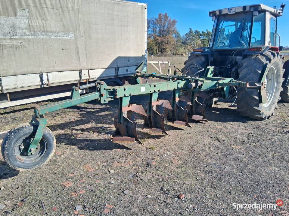 Pług 4 wachadlowy obrotowyzabezpieczenia kolkowe Stany