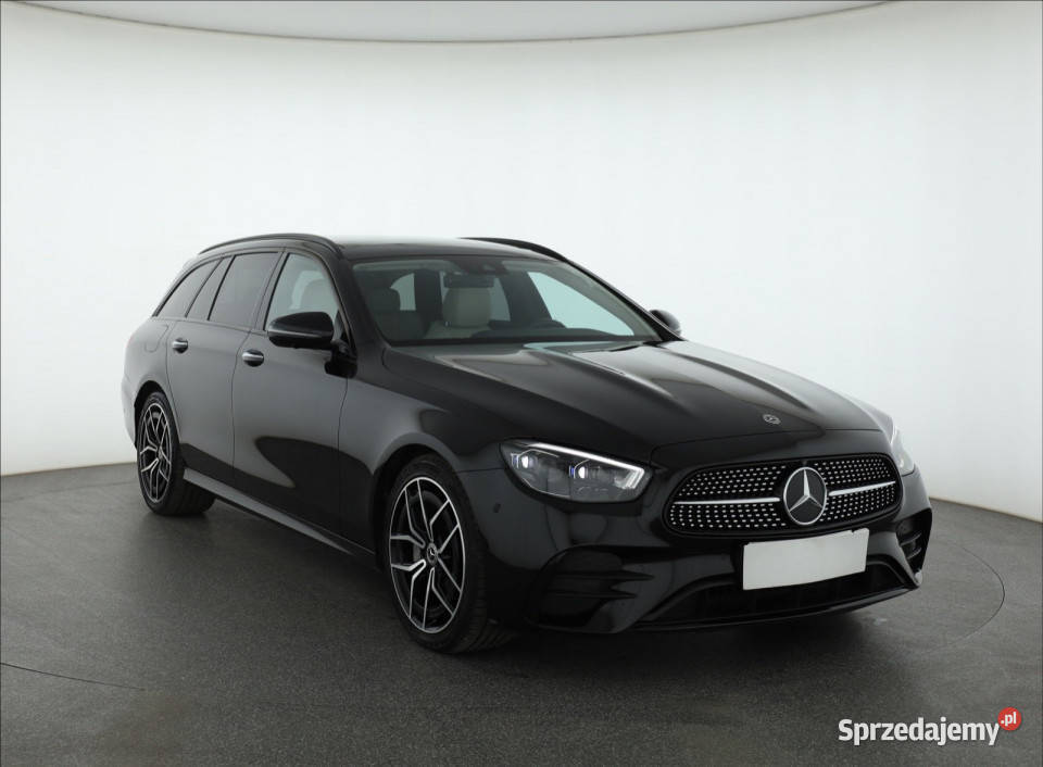 Mercedes E E 220 d 4MATIC tempomat