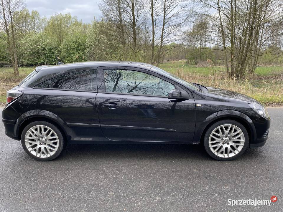 Opel Astra GTC 18 140 Konin