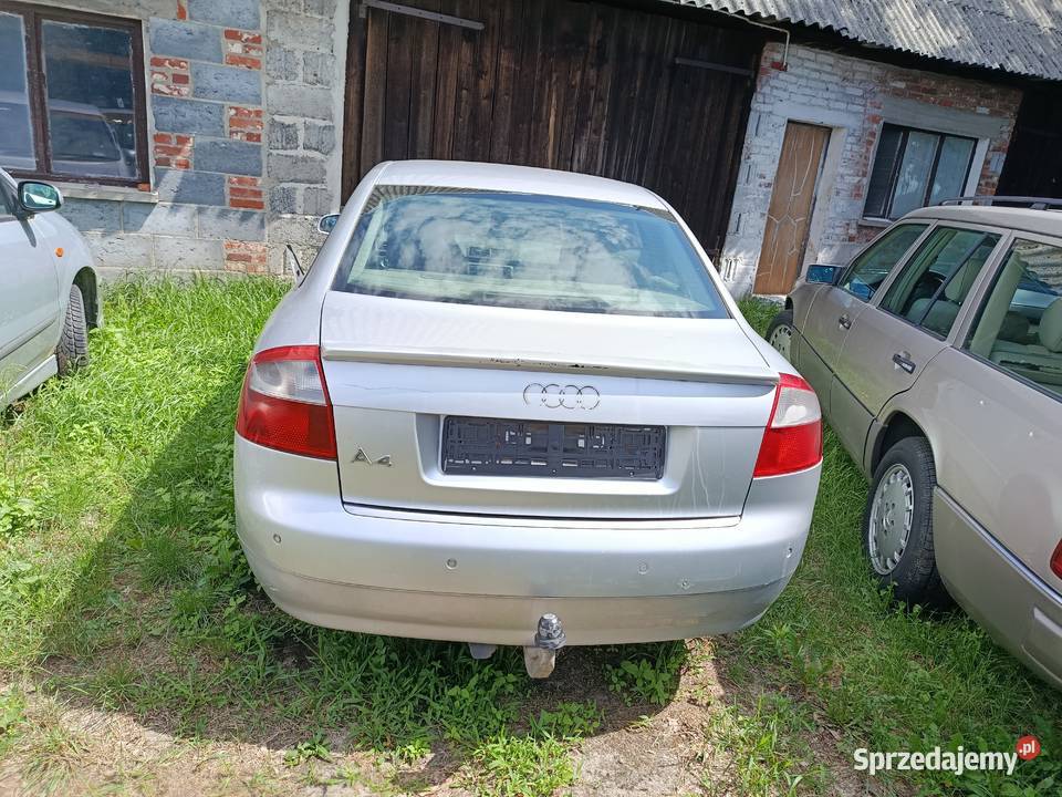 Audi A4 19 TDI 96 kW 2001 r dawca części osobowe Szklarka Myślniewska