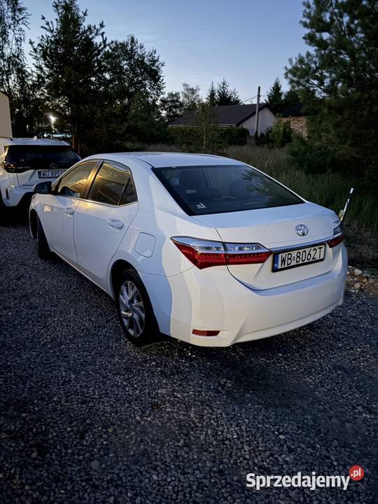 Toyota Corolla 16 benzyna z gazem 1600cm3 Warszawa sprzedam