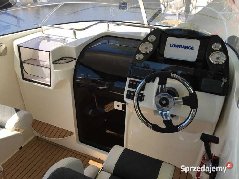 Używana łódź motorowa ESCAPADE 600 silnik Yamaha Łodzie i motorówki