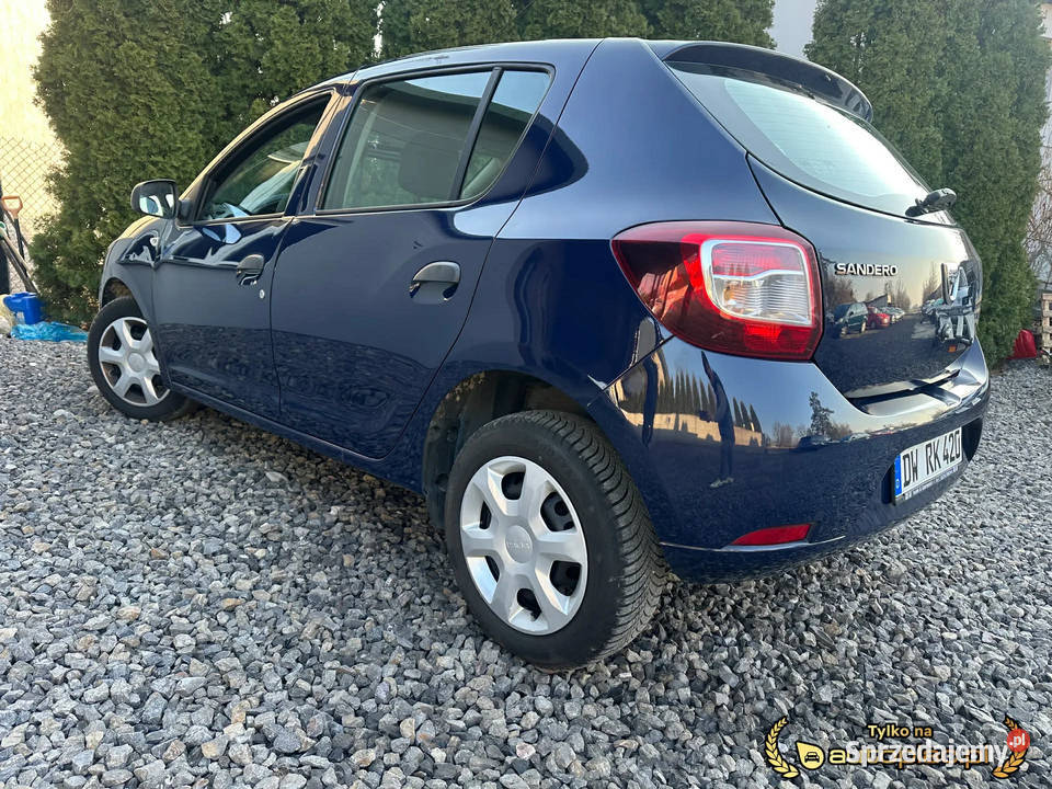 Dacia Sandero II 11 12 benzyna Stary silnik Rok produkcji 2016 mazowieckie