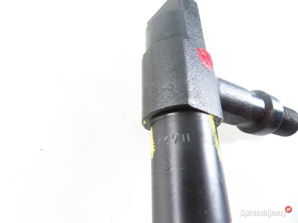 WTRYSKIWACZ MAZDA 626 V 20 DITD D7390