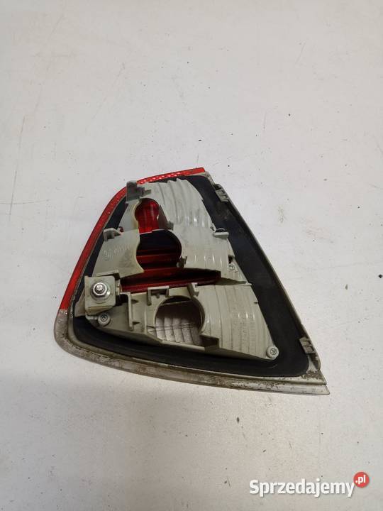 BMW E90 Lampa prawa tył w klape 6937460 kujawsko-pomorskie Bydgoszcz