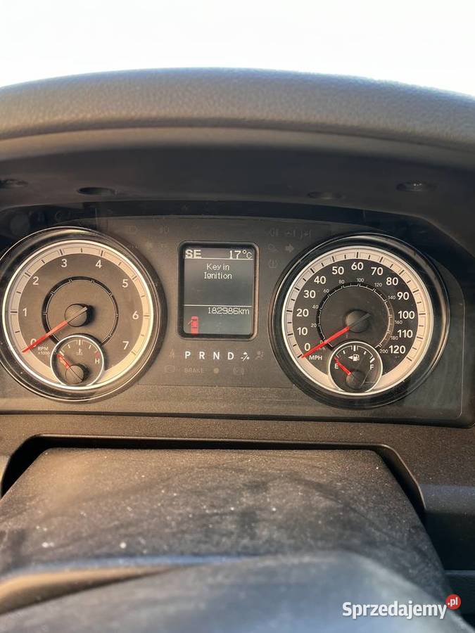 RAM 1500 57 V8 LPG 2017 r syndyka Biała Podlaska