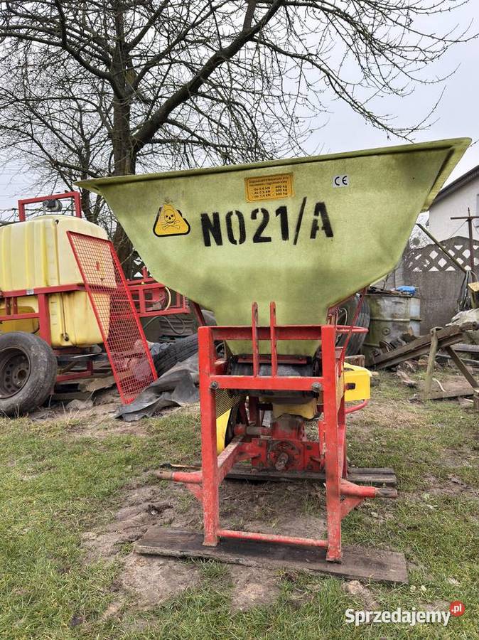 Rozsiewacz Kłos Motyl do nawozu wapna soli Kraśnik sprzedam
