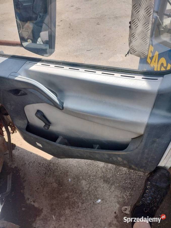 Tapicerka drzwi Mercedes atego Pozostałe Łódź