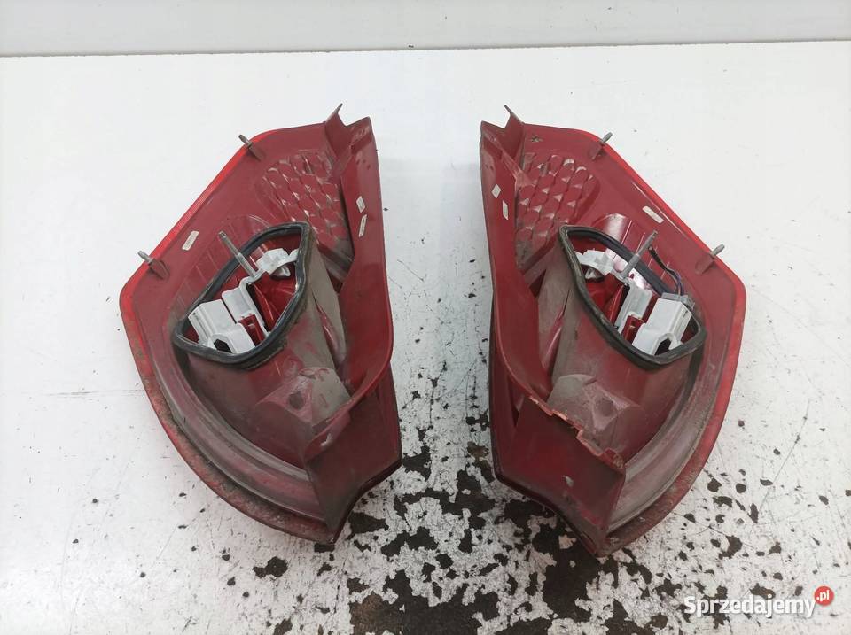LAMPA TYŁ KOMPLET Ford Fiesta Mk7 20082016 świętokrzyskie
