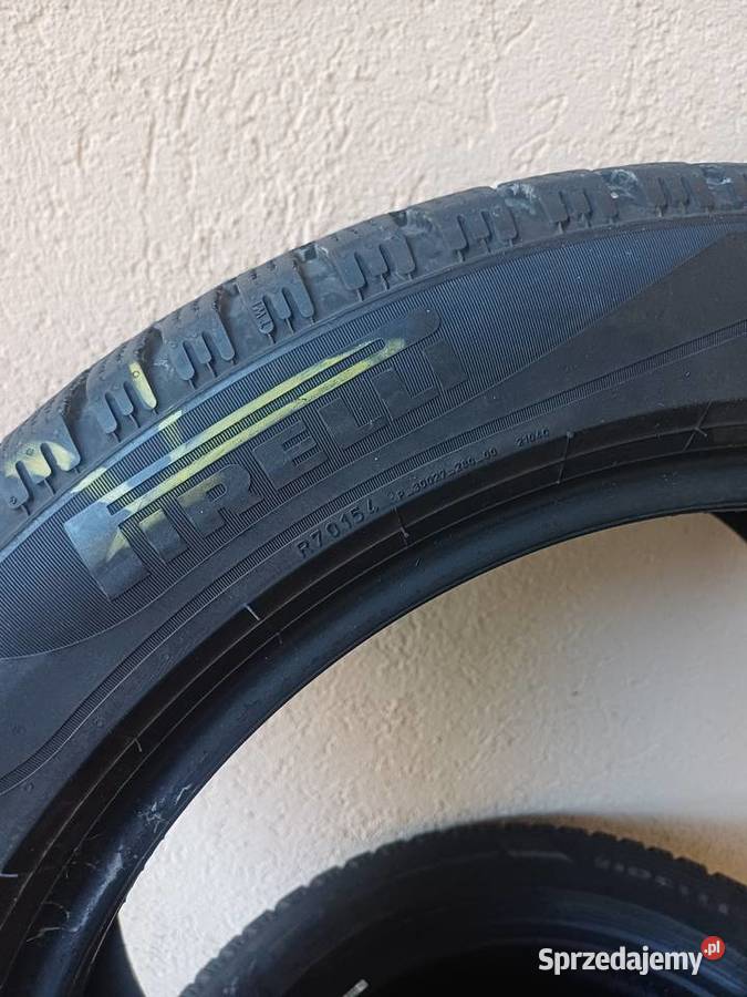 Opony zimowe 225 50 17 Skawa