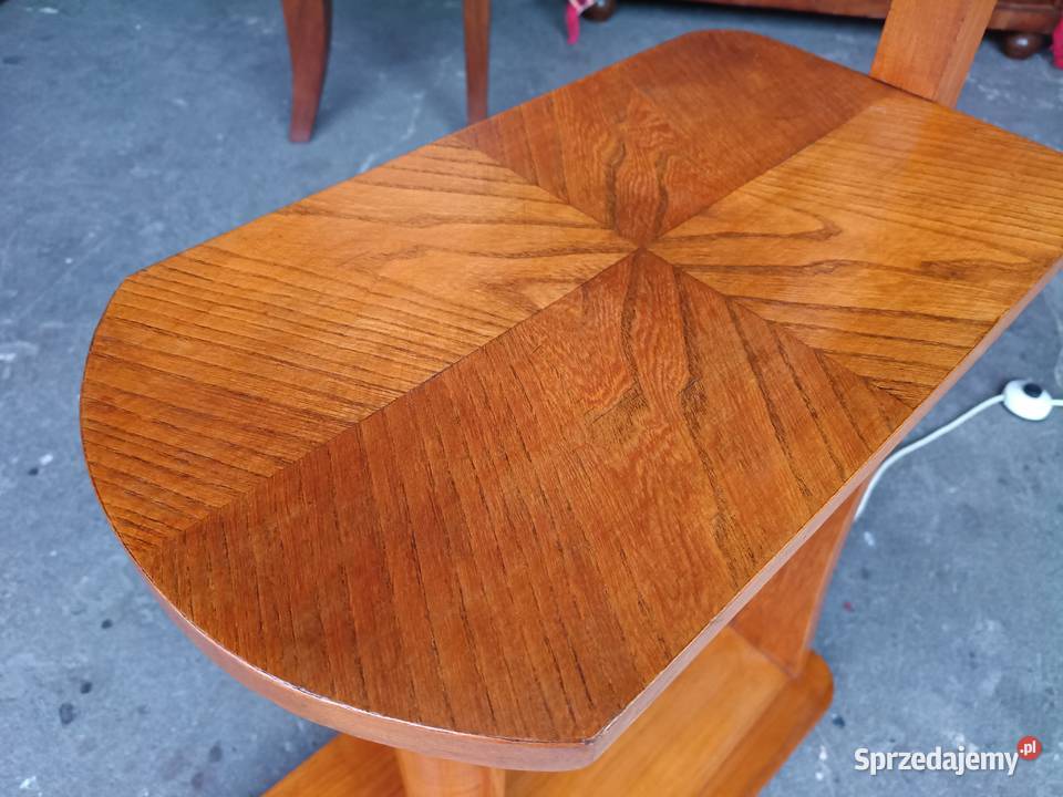 Lampa podłogowa ArtDeco z wbudowanym stolikiem z Suchorzew