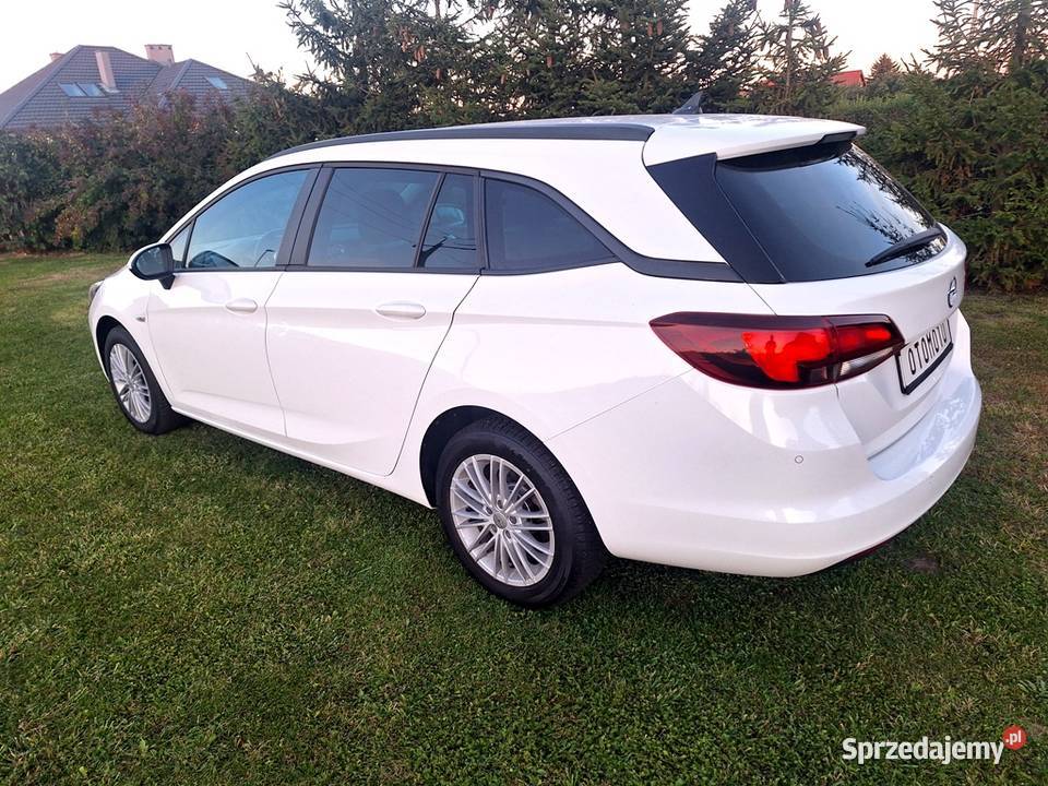 Opel Astra K 2016 Serwisowana Bez żadnego wkładu Grudziądz sprzedam