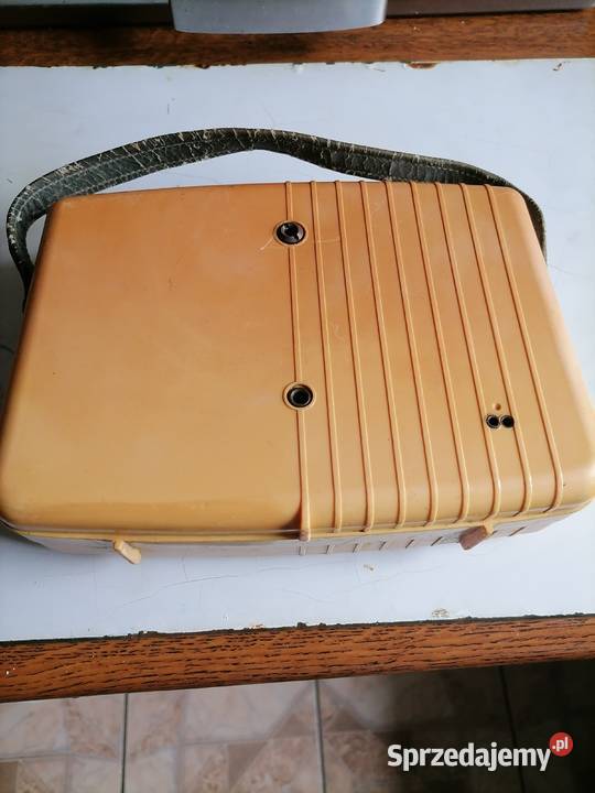 Radio z 1960 roku CZAR Sieradz