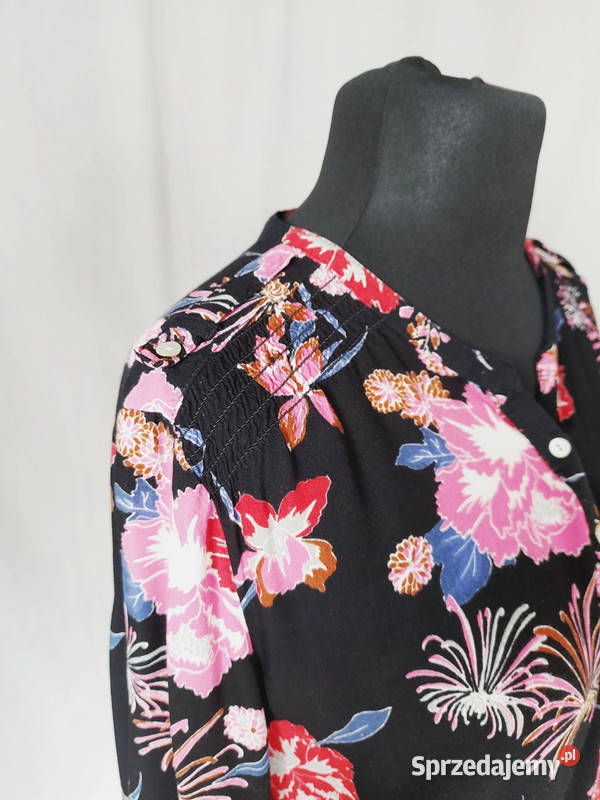 Czarna bluzka koszulowa długi rękaw w kwiaty Złoczew