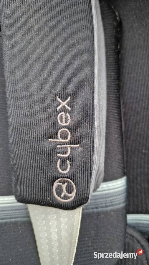 Fotelik samochodowy Cybex Sirona 76 104 z bazą Chorzów