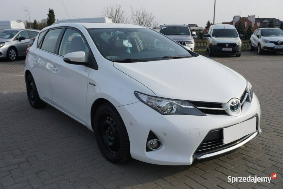 Toyota Auris 18 136 Hybrid AUT II 2012 gniazdo USB