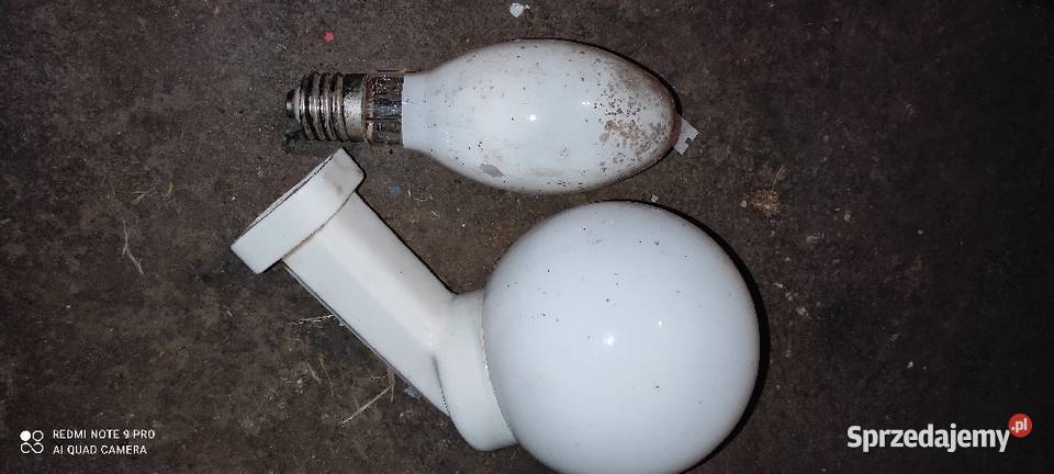 Żarówki i lampa PRL