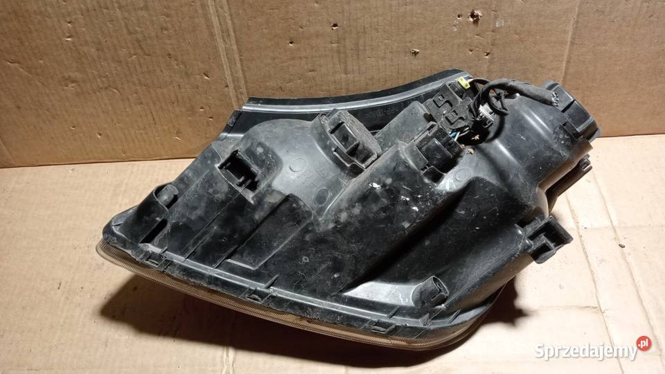 KIA CARENS III FL LAMPA PRZÓD PRAWA SOCZEWKA wielkopolskie Zbierkowo