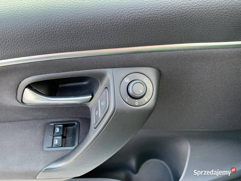 Volkswagen Polo 12 TSI 90 Navi Bluetooth PDC benzyna Baranowo
