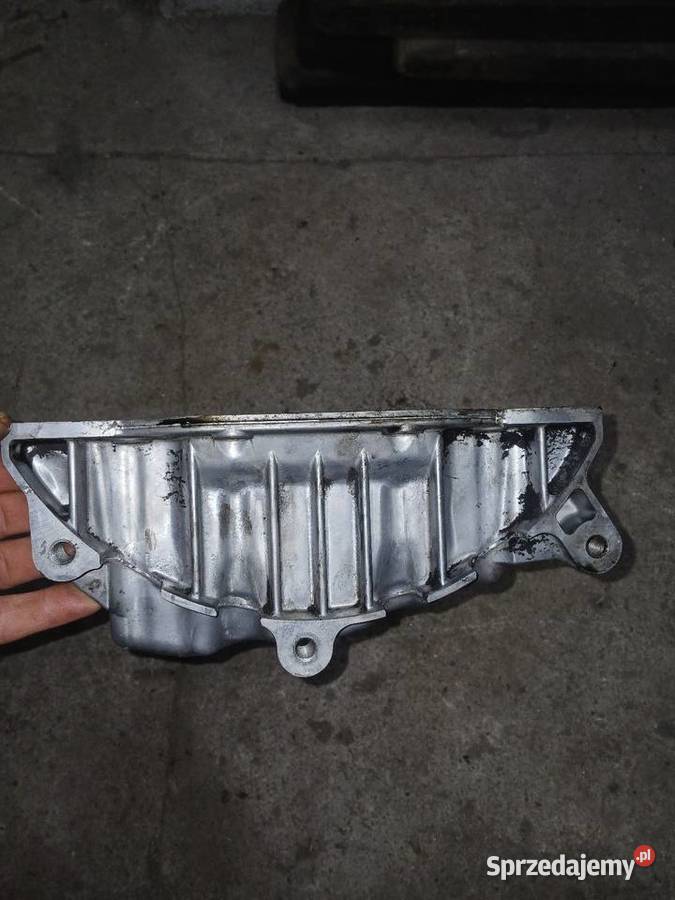 MISKA OLEJOWA VW VOLKSWAGEN TOURAN I 20032010