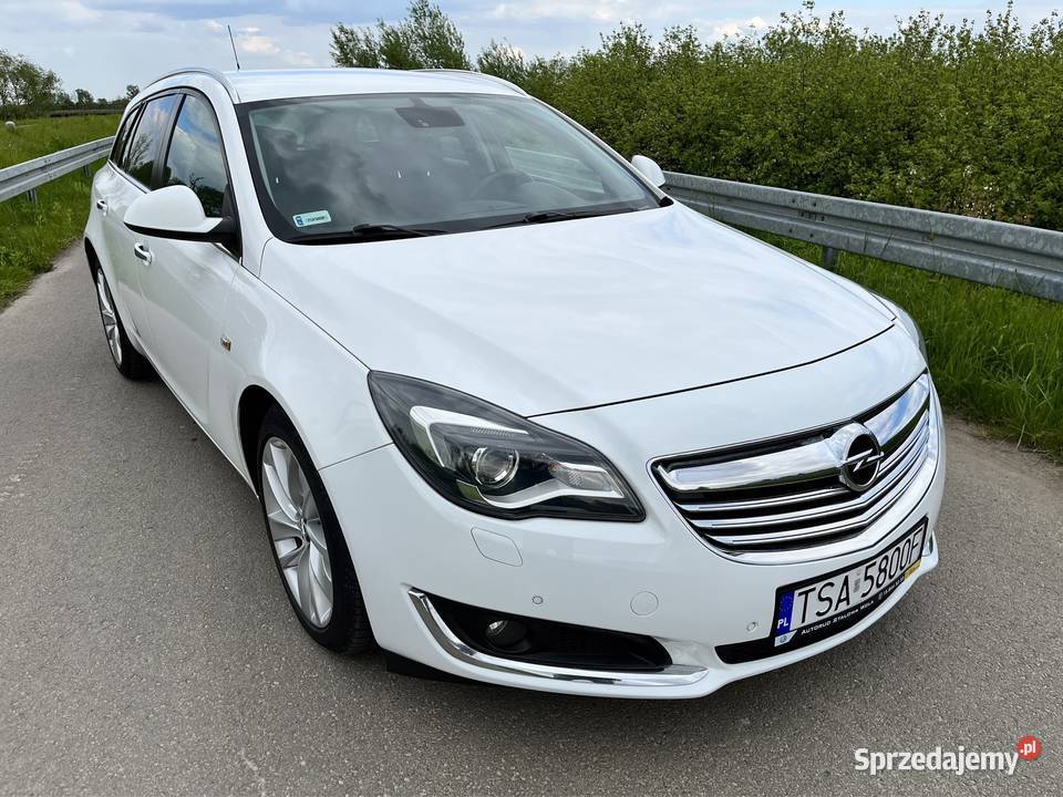 Opel Insignia 2.0 CDTI Sports Tourer 2014 r. 142000 km