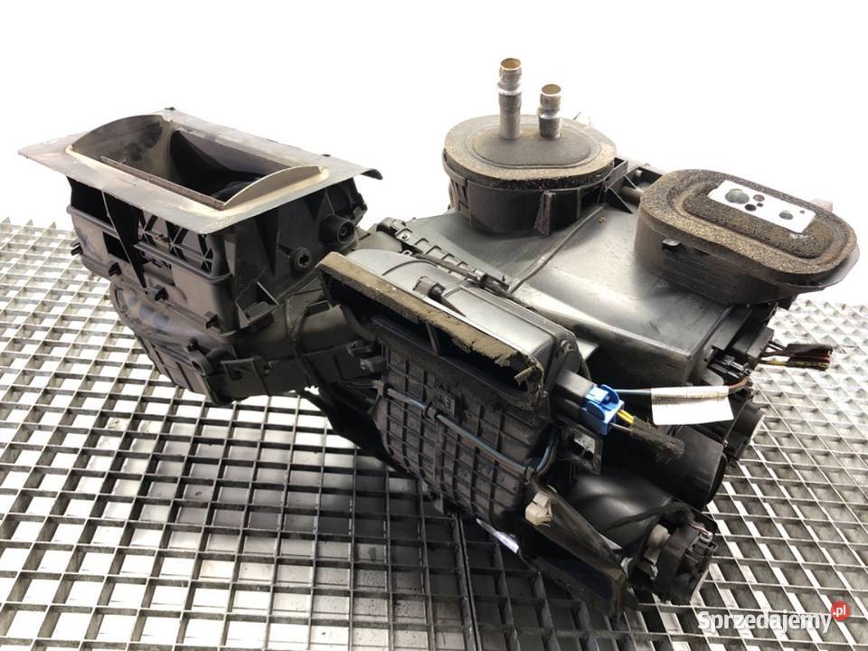 NAGRZEWNICA KOMBAJN OPEL MOVANO B 272702687R Bus