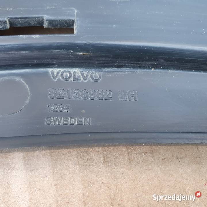 VOLVO FH4 STOPIEŃ OBUDOWA WNĘKA 32136982