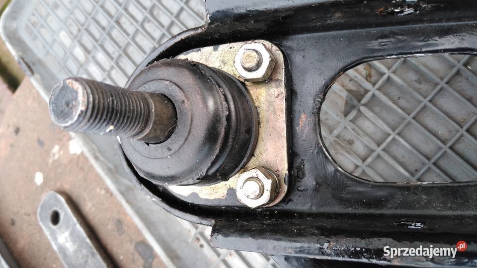 Fiat 125 FSO wahacz prawy gorą wahacze Stalowa Wola