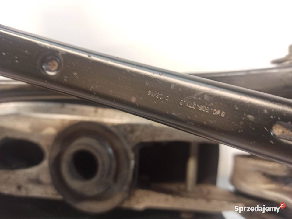 AUDI A4 B9 AVANT ZAWIESZENIE BELKA TYŁ