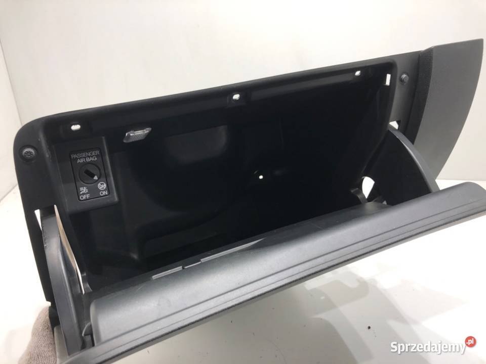 SCHOWEK PASAŻERA SKODA RAPID Kombi 5JB857097E osobowe podkarpackie